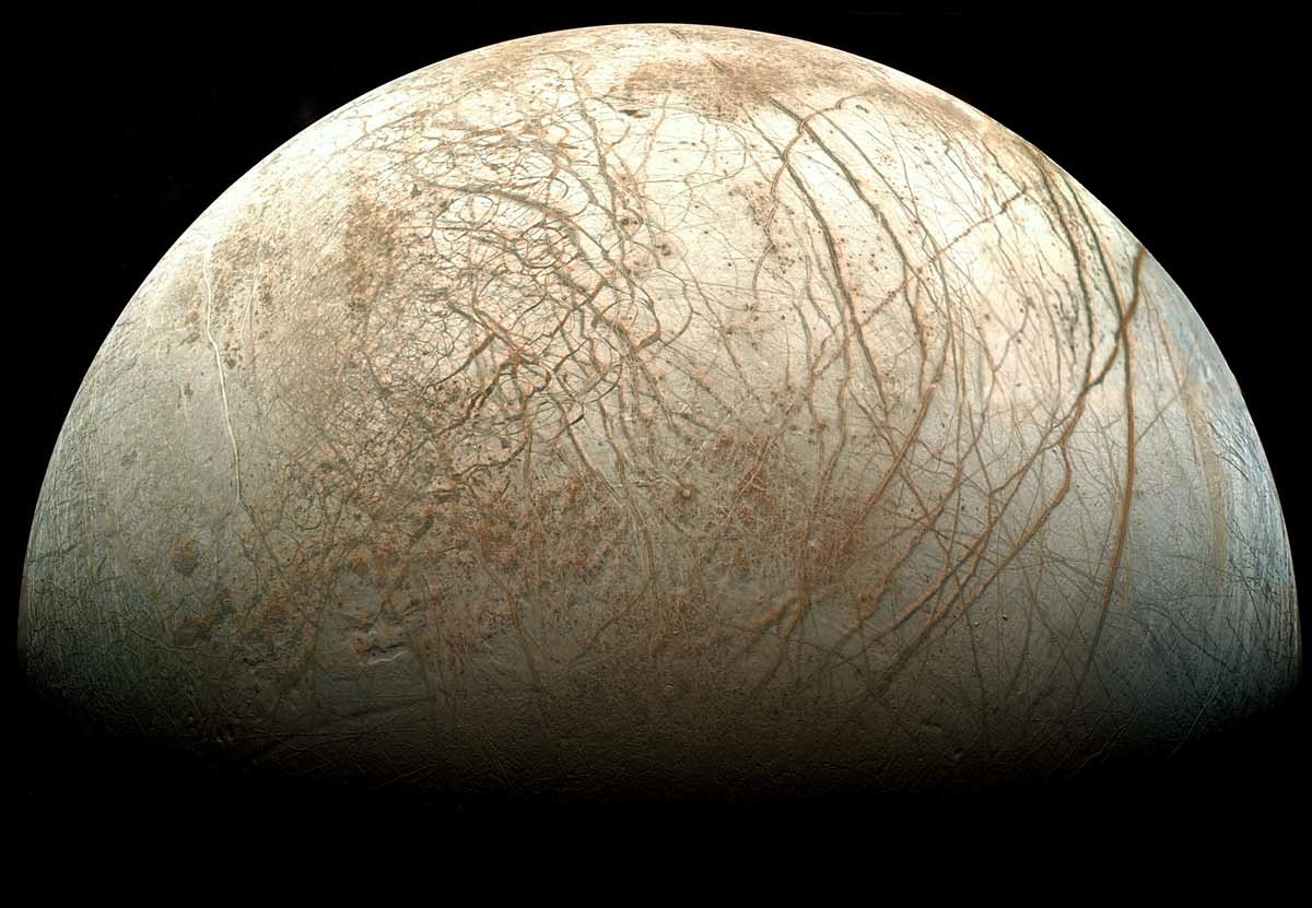 Europa-NASA - Lewis Dartnell